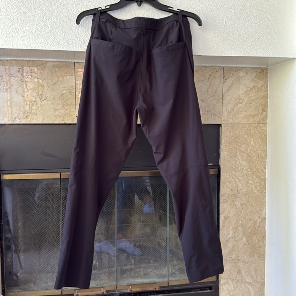 Lululemon casual black pants. Size 28. - Picture 3 of 12